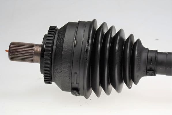 As van de aandrijfas Voor Links 556mm (gereviseerd, (EN) OE Technology UF 50°) past: VOLVO V70 II, XC60 I, XC70 I 2.4-3.2 03.00-12.14