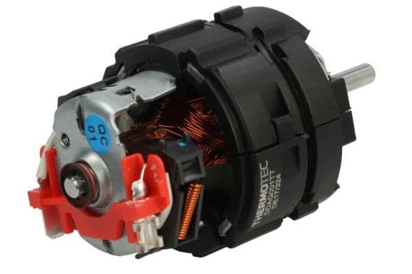 Lucht blazer motor (alleen motor 12V) past: FENDT 300 FARMER, 300 LSA FARMER, 303 FARMER, 303 LS FARMER, 303 LSA FARMER, 304 LS FARMER, 304 LSA FARMER, 304 S FARMER, 305 LS FARMER, 305 LSA FARMER