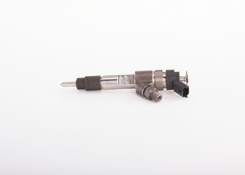 Elektromagnetische CR injector past: IVECO DAILY III, POWER DAILY  RVI MASCOTT  CITROEN JUMPER I, JUMPER II  FIAT DUCATO  PEUGEOT BOXER  RENAULT MASCOTT 8140.43-S9W212