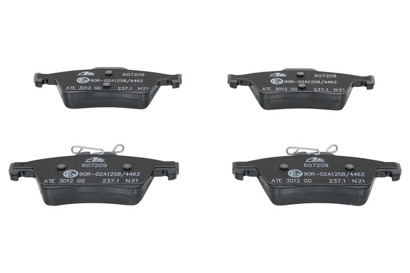 Remblokken set Achter , past: FORD FOCUS IV, KUGA III  FORD USA ESCAPE, FOCUS, TRANSIT CONNECT  JAGUAR S-TYPE II, XF I, XF SPORTBRAKE, XJ, XK II  NISSAN PRIMERA 1.5-5.0 12.01-