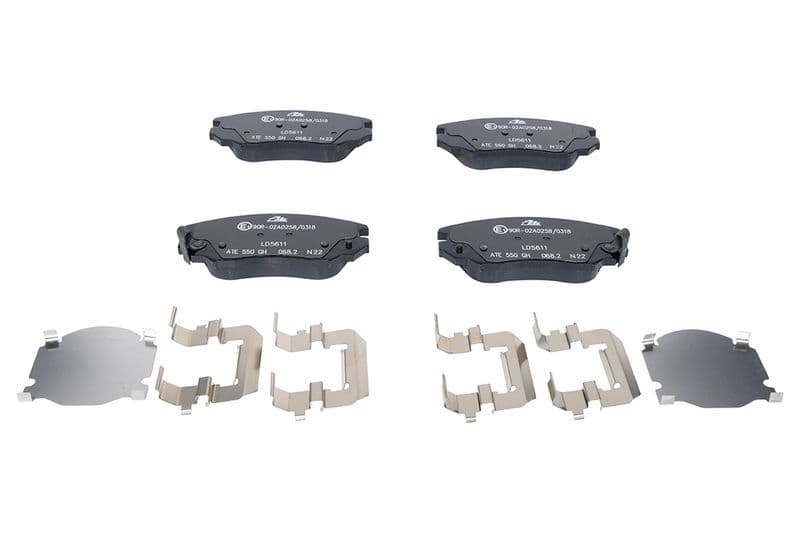 Keramische remblokken Voor (met extra's), past: CHEVROLET MALIBU  MASERATI GHIBLI III  OPEL INSIGNIA A, INSIGNIA A COUNTRY  RENAULT KANGOO  SAAB 9-5 1.2-3.0D 06.01-