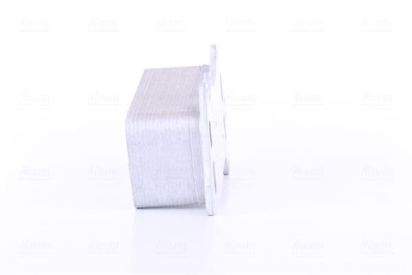 Oliekoeler past: BMW 3 (F30, F80), 3 (F31), 3 GRAN TURISMO (F34), 4 (F32, F82), 4 (F33, F83), 4 GRAN COUPE (F36), 5 (F10), 5 (F11), 5 GRAN TURISMO (F07), 6 (F12), 6 (F13) 3.0D 02.08-