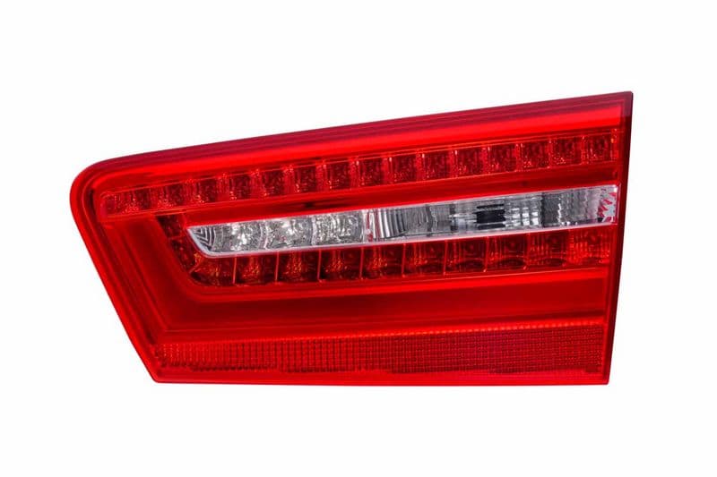 Achterlicht Links (binnen, anti-fog licht, achteruitrijlicht) past: AUDI A6 C7 11.10-02.18