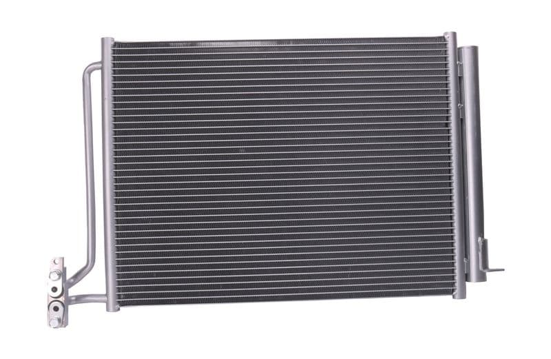 A/C condensator (met droger) past: BMW X5 (E53) 3.0-4.8 01.00-12.06