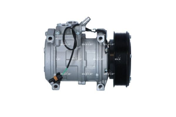Airconditioning compressor 24V (R134a) past: JOHN DEERE 300D, 310D, 315D, 410D, 4700, 510D, 5210, 5220, 5310, 5320, 5320N, 5410, 5420, 5420N, 5510, 5520, 5520N, 6100, 6200, 6300, 6400, 6403, 6506