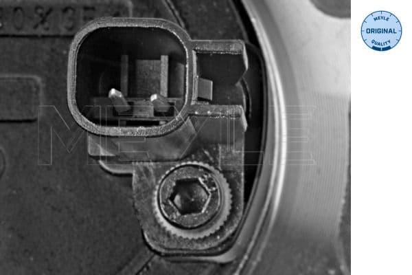 Wiellagerset met naaf Achter Links/Rechts (met hub) (45x136x93) past: FORD FOCUS II, KUGA I, MONDEO IV 1.6-2.5 03.07-01.15