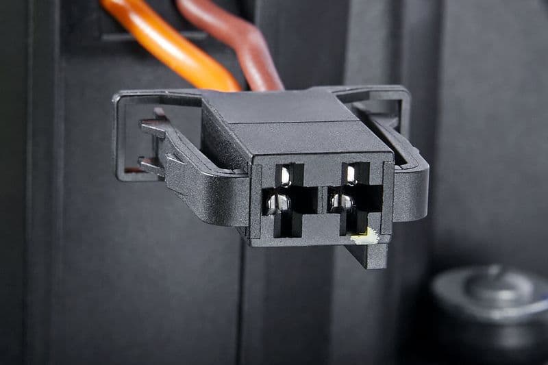 Luchtblazer past: BMW 1 (E81), 1 (E82), 1 (E87), 1 (E88), 3 (E90), 3 (E91), 3 (E92), 3 (E93), X1 (E84), X3 (F25), X4 (F26), Z4 (E89) 1.6-4.4 06.04-03.18