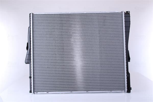 Motorradiator (automatisch, met eerst passende elementen) past: BMW X3 (E83) 2.0-3.0D 09.03-12.11