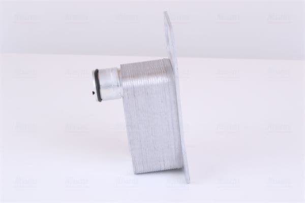 Oliekoeler past: BMW 3 (E90), 3 (E91), 3 (E92), 3 (E93), 5 (F10), 5 (F11), 5 GRAN TURISMO (F07), 7 (F01, F02, F03, F04), X5 (E70), X6 (E71, E72) 3.0D 06.05-02.17