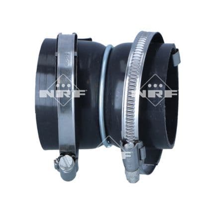 Intercooler slang Rechts (midden) past: VOLVO C30, S40 II, S80 II, V50, V70 III  CITROEN C4, C4 I, C4 PICASSO I, C5 II, C5 III  MINI (R56), CLUBMAN (R55)  PEUGEOT 307, 308 I, 407 1.6D 11.03-10.14