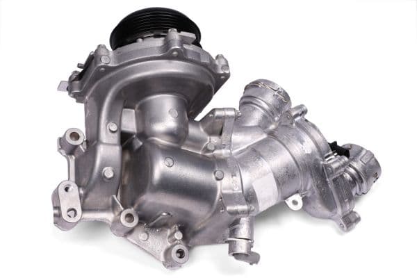 Waterpomp, met pakking past: MERCEDES CLS (C257), E (A238), E ALL-TERRAIN (S213), E (C238), E T-MODEL (S213), E (W213), G SAMOCHÓD TERENOWY ZAMKNIĘTY (W464), G (W463), G (W464) 2.9D/3.0D 05.17-