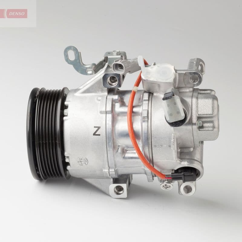 Airconditioning compressor (geen olieaftapplug) past: DAIHATSU CHARADE VIII  TOYOTA AURIS, COROLLA, URBAN CRUISER, YARIS 1.0-1.4D 08.05-