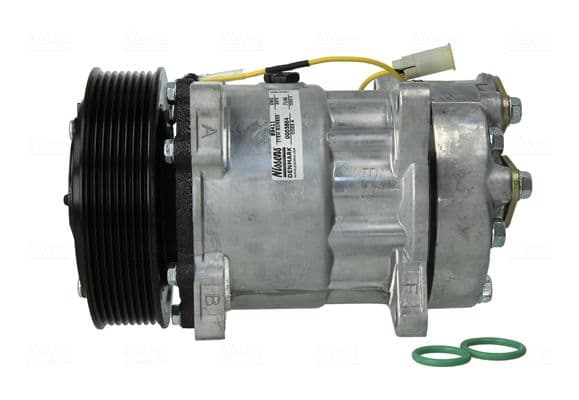 Airconditioning compressor past: VOLVO FH12, FH16, FL12, FM12 08.93-