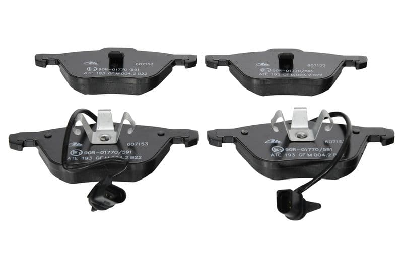 Remblokken set Voor , past: FORD GALAXY I  SEAT ALHAMBRA  VW CALIFORNIA T4 CAMPER, SHARAN, TRANSPORTER T4 1.8-2.8 07.90-03.10