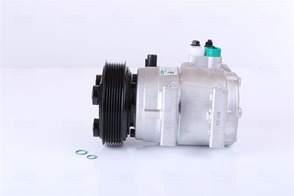 Airconditioning compressor past: HYUNDAI H-1, H-1 / STAREX, H-1 CARGO, H-1 TRAVEL 2.5D 07.01-