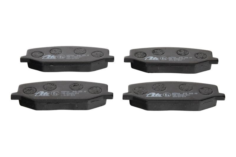 Remblokken set Voor , past: SUZUKI JIMNY, SAMURAI, SJ413 1.0/1.3/1.9D 09.84-