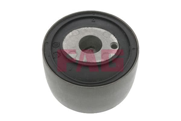 Achterwielophangingsbalk silent block (Bodem Achterin.) Links/Rechts past: MERCEDES C T-MODEL (S202), C T-MODEL (S203), C (W202), C (W203), CLK (A208), CLK (A209), CLK (C208) 1.8-6.3 03.93-03.10