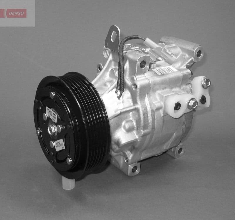 Kompresor klimatyzacji TOYOTA