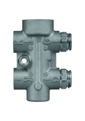 Oliekoelingsthermostaat (80°C) past: MERCEDES C (W204), CLK (A209), CLK (C209), CLS (C219), E (W211), E T-MODEL (S211), GL (X164), M (W164), R (W251, V251), S (C216), S (W221 3.0-6.2 03.05-12.14