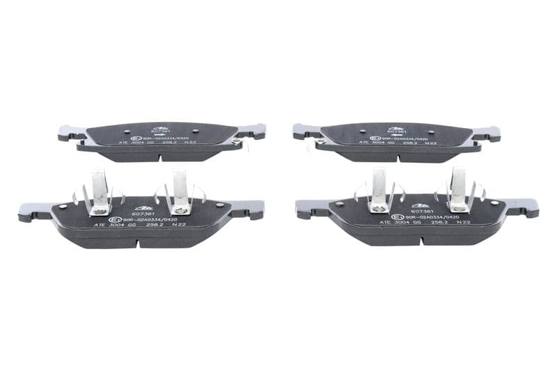 Remblokken set Voor , past: FORD FOCUS IV, KUGA III 2.0D-2.5H 04.19-