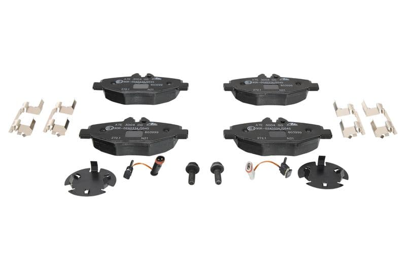 Remblokken set Voor (met extra's  met remklauw geleidingsbouten), past: MERCEDES E T-MODEL (S211), E (VF211), E (W211) 1.8-3.5 03.02-07.09