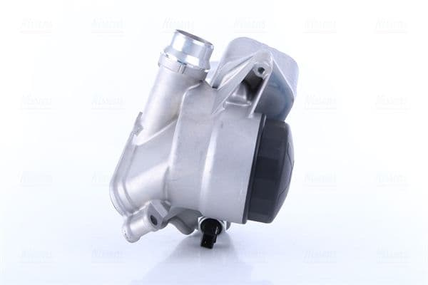 Olie radiator (met filterbehuizing) past: BMW 1 (E81), 1 (E82), 1 (E87), 1 (E88), 1 (F20), 1 (F21), 2 (F22, F87), 2 (F23), 3 (E90), 3 (E91), 3 (E92), 3 (E93), 3 (F30, F80) 1.6-3.0H 12.02-06.21