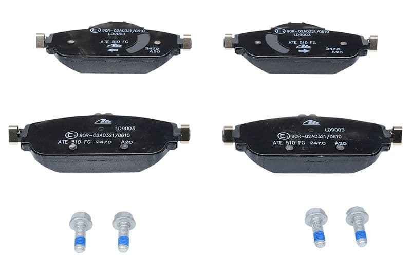 Keramische remblokken Voor , past: MERCEDES C (A205), C (C205), C T-MODEL (S205), C (W205), E (A238), E (C238), E T-MODEL (S213), E (W213) 1.5-2.2D 12.13-