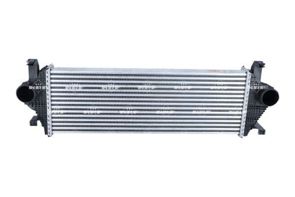 Toevoerluchtkoeler past: JEEP GRAND CHEROKEE, GRAND CHEROKEE IV 3.0D 01.11-