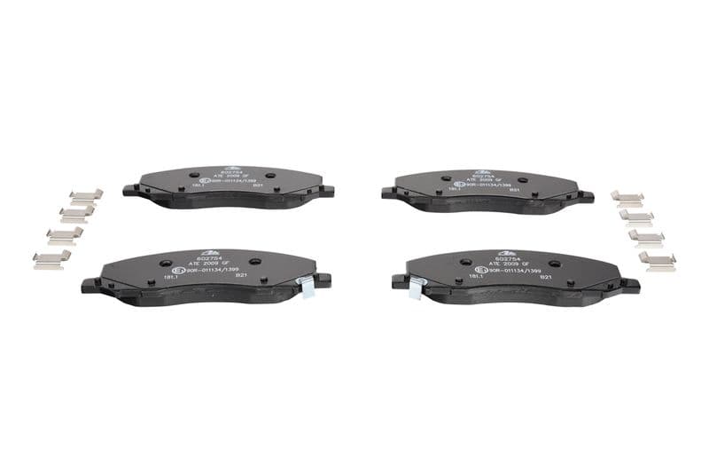 Remblokken set Voor (met extra's), past: OPEL INSIGNIA A, INSIGNIA A COUNTRY  SAAB 9-5 1.4-2.8 07.08-03.17