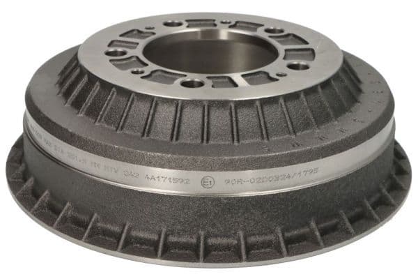 Brake drum Achter past: CHEVROLET NIVA  LADA NIVA 1.6/1.7/1.9D 01.87-