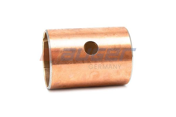 Steering knuckle pivot sleeve