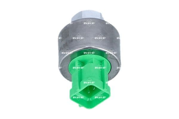 Drukschakelaar voor airconditioning past: IVECO DAILY IV, STRALIS I, STRALIS II, TRAKKER I, TRAKKER II  CITROEN JUMPER I, JUMPER II  PEUGEOT BOXER  MAN L2000  VOLVO FL II 1.9D-7.8D 02.94-