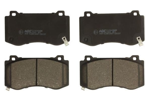Remblokken set Voor , past: CHRYSLER 300C  DODGE CHALLENGER, CHARGER  JEEP GRAND CHEROKEE III 2.7-6.4 09.04-