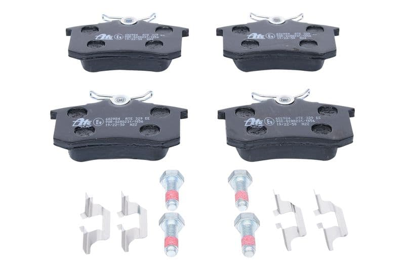 Remblokken set Achter (met extra's  met remklauw geleidingsbouten), past: AUDI A4 B5  NISSAN MICRA III  PEUGEOT 405 I  RENAULT MEGANE I, MEGANE II, TWINGO II  SEAT CORDOBA, IBIZA II 1.2-2.9 05.86-
