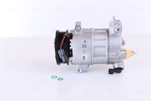 Airconditioning compressor past: FORD B-MAX, ECOSPORT, FIESTA VI, TOURNEO COURIER B460, TRANSIT COURIER B460 1.0 08.12-