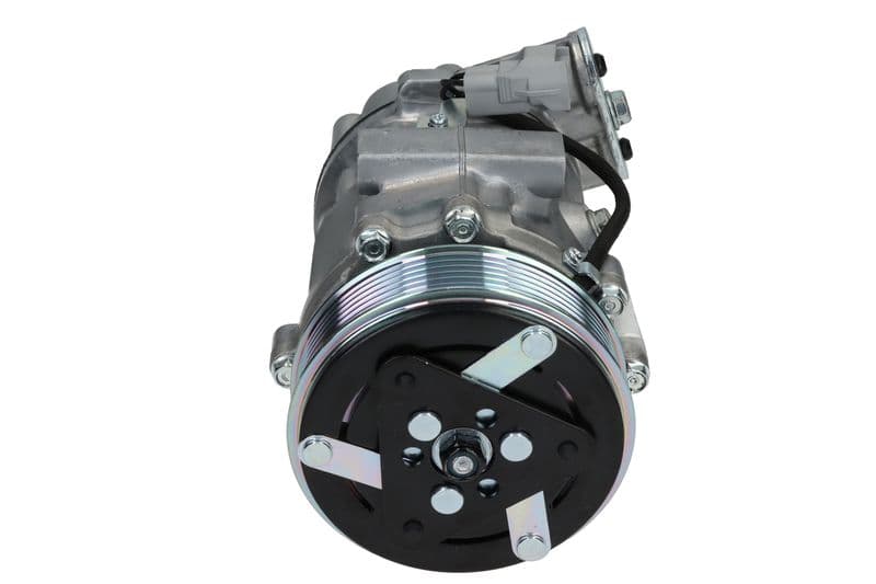 Airconditioning compressor past: ALFA ROMEO MITO  CITROEN NEMO  FIAT DOBLO, DOBLO CARGO, FIORINO, GRANDE PUNTO, LINEA, PUNTO, PUNTO EVO, QUBO, ULYSSE  LANCIA DELTA III  OPEL COMBO 1.3D-2.0 08.02-