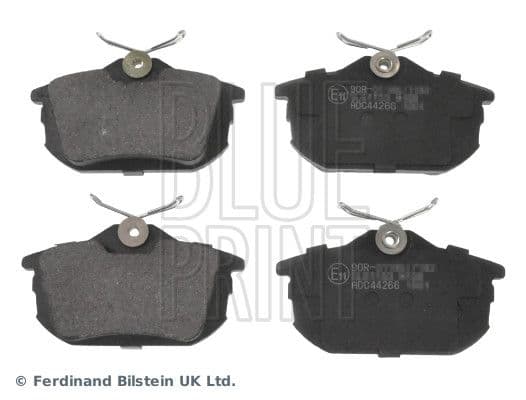 Remblokken set Achter , past: VOLVO S40 I, V40  MITSUBISHI CARISMA, COLT, COLT CZC VI, COLT VI, SPACE STAR  SMART FORFOUR 1.1-2.0D 05.95-06.12