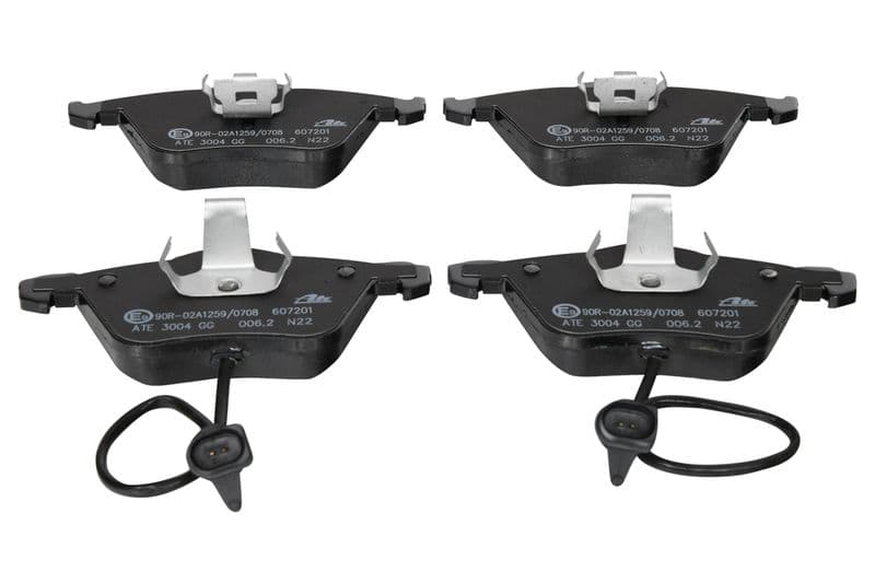 Remblokken set Voor , past: AUDI A4 B6, A4 B7, A6 ALLROAD C6, A6 C6, A8 D3  SEAT EXEO, EXEO ST 1.6-6.0 11.00-05.13