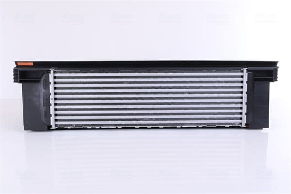 Toevoerluchtkoeler past: BMW 3 (F30, F80), 3 (F31), 3 GRAN TURISMO (F34), 4 (F32, F82), 4 (F33, F83), 4 GRAN COUPE (F36) 2.0D/3.0D 11.11-