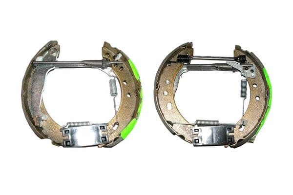 Remtrommelset (schoen, cilinder, veren) past: NISSAN MICRA II 1.0/1.3 08.92-09.00