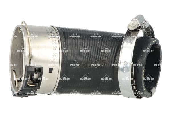 Intercooler slang Links (Top, diameter 41/43mm, lengte 150mm, zwart) past: VW CALIFORNIA T5 CAMPER, CALIFORNIA T6 CAMPER, MULTIVAN T5, MULTIVAN T6, TRANSPORTER T5, TRANSPORTER T6 2.0D 09.09-12.19