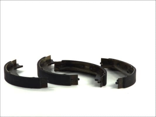 Remschoen past: VOLVO C70 II, S60 I, S70, S80 I, S80 II, V70 I, V70 II, V70 III, XC70 I, XC70 II, XC90 I 1.6D-4.4 12.95-12.16