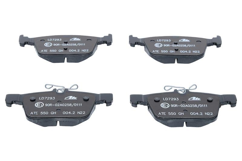 Keramische remblokken Achter , past: AUDI A3, Q2, Q3, TT  CUPRA ATECA  SEAT ATECA, LEON, LEON SC, LEON ST, TARRACO  SKODA KAROQ, SUPERB III  VW ARTEON, ARTEON SHOOTING BRAKE 1.0-Electric 04.12-