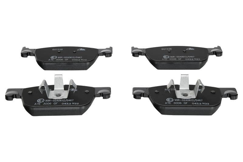 Remblokken set Voor , past: VOLVO S60 III, S90 II, V60 II, V90 II, XC60 II 2.0-2.0H 03.16-