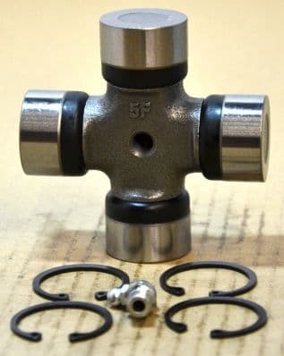 Aandrijfas kruis (30mmx83mm) past: FORD TRANSIT  NISSAN CABSTAR, NT400 CABSTAR 2.3-3.0D 01.00-