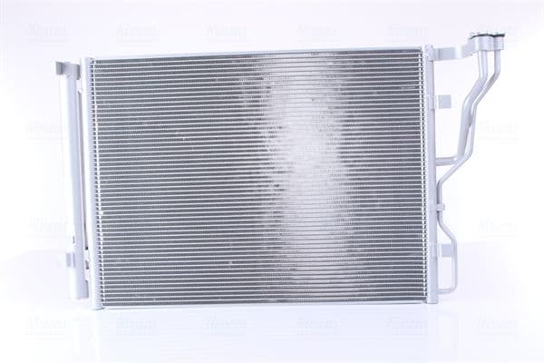 A/C condensator (met droger) past: HYUNDAI I40 I, I40 I CW 1.7D 07.11-05.19