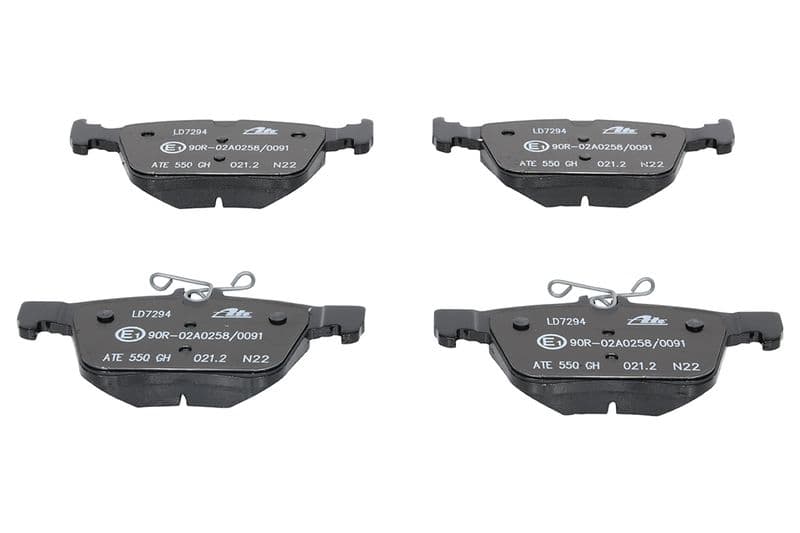 Keramische remblokken Achter , past: AUDI A3, Q2, Q3, TT  CUPRA ATECA  SEAT ATECA, LEON, LEON SC, LEON SPORTSTOURER, LEON ST, TARRACO  SKODA KAROQ, KODIAQ I, OCTAVIA III 1.0-Electric 04.12-