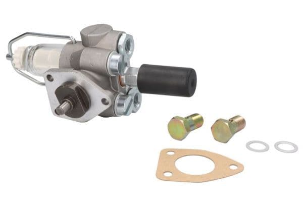 Stand-by handpomp past: URSUS 330, 335