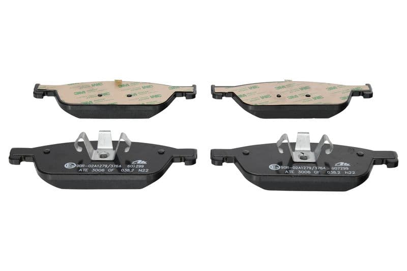 Remblokken set Voor , past: FORD FOCUS III, KUGA II, TOURNEO CONNECT V408 NADWOZIE WIELKO, TRANSIT CONNECT, TRANSIT CONNECT V408  FORD USA ESCAPE, TRANSIT CONNECT 1.0-2.5 07.12-