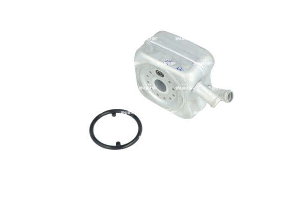 Oliekoeler (met pakkingen  met zegel) past: AUDI A2, A3, A4 B5, A4 B6, A4 B7, A6 C5, TT  MITSUBISHI OUTLANDER II  SEAT ALHAMBRA, ALTEA, ALTEA XL, AROSA, CORDOBA, CORDOBA VARIO, EXEO 1.4-2.5D 02.93-